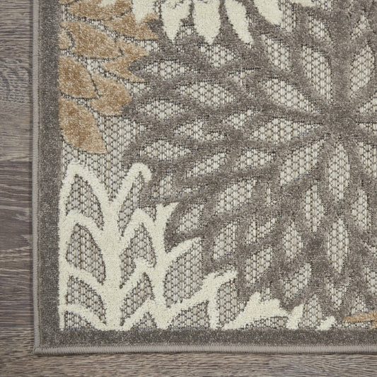 7’ x 10’ Natural and Gray Indoor Outdoor Area Rug-1