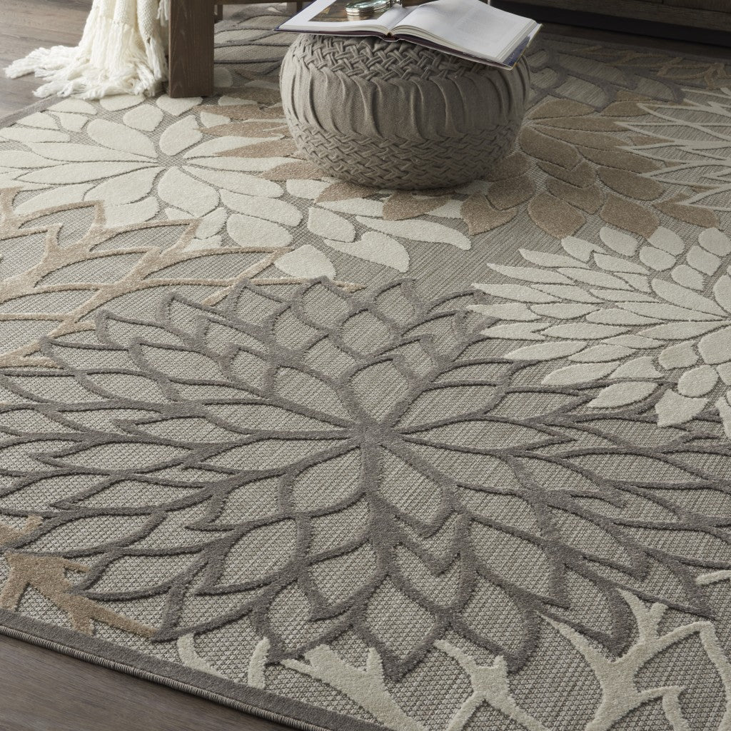 8’ x 11’ Natural and Gray Indoor Outdoor Area Rug-4