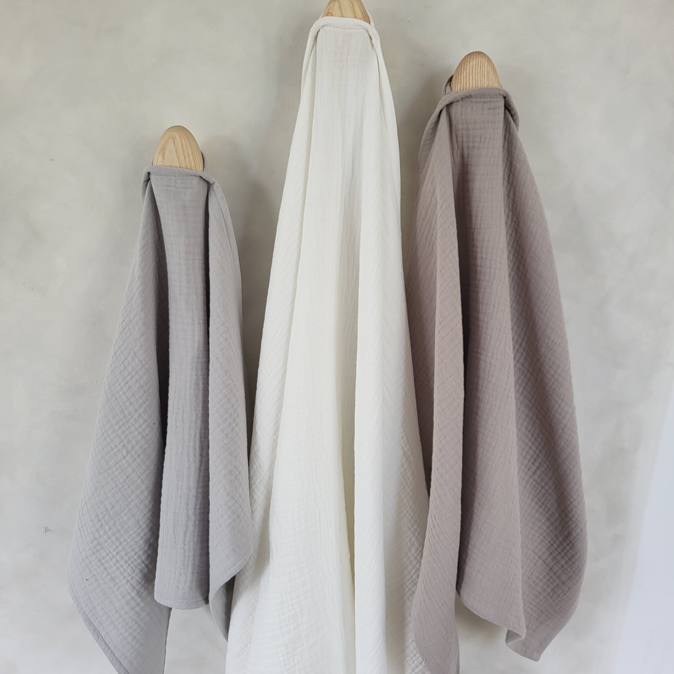 Cotton Bath Towel (Various colors)