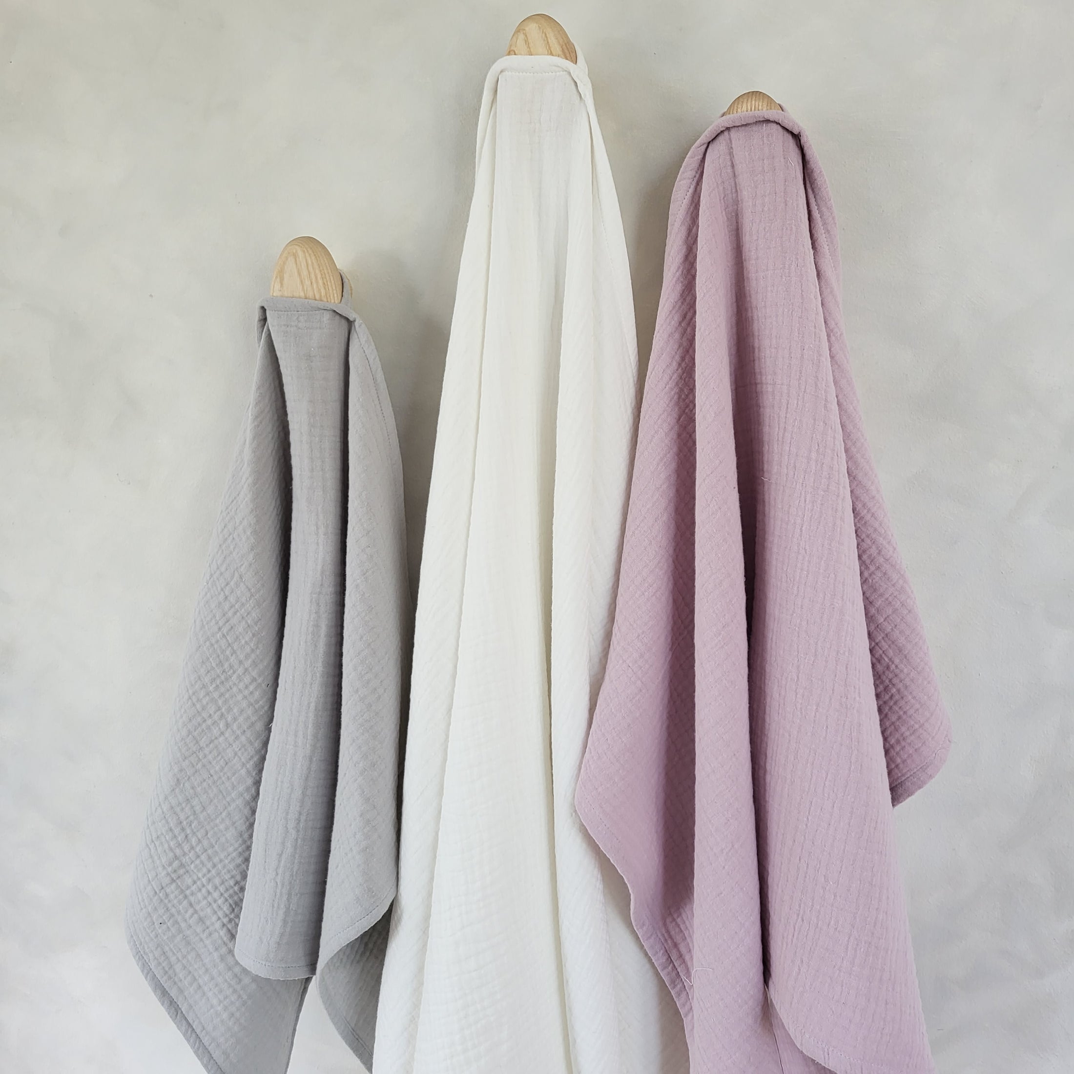 Cotton Bath Towel (Various colors)